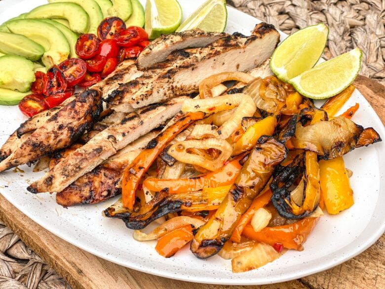 Chi chis copycat chicken fajitas. 